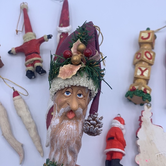 Bundle of Vintage Santa Claus Christmas Tree Ornaments Icicles Trinket Box - Picture 4 of 5